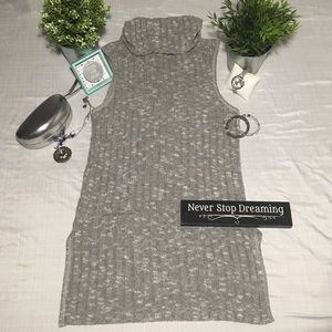 MIAMI TURTLENECK TANK TOP